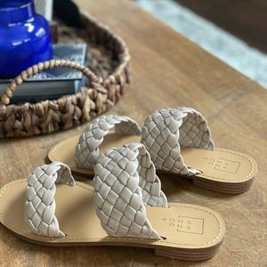 Shu Shop light tan sandal Size 8